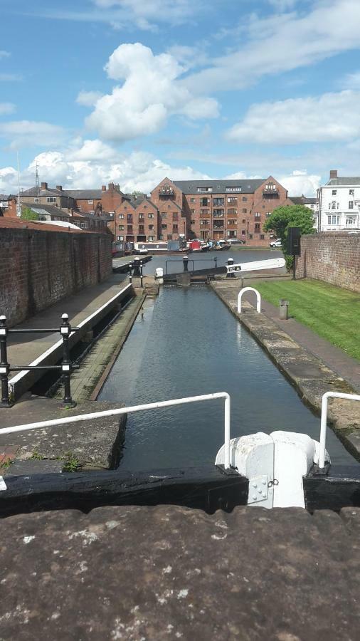 River View Apartment Stourport エクステリア 写真
